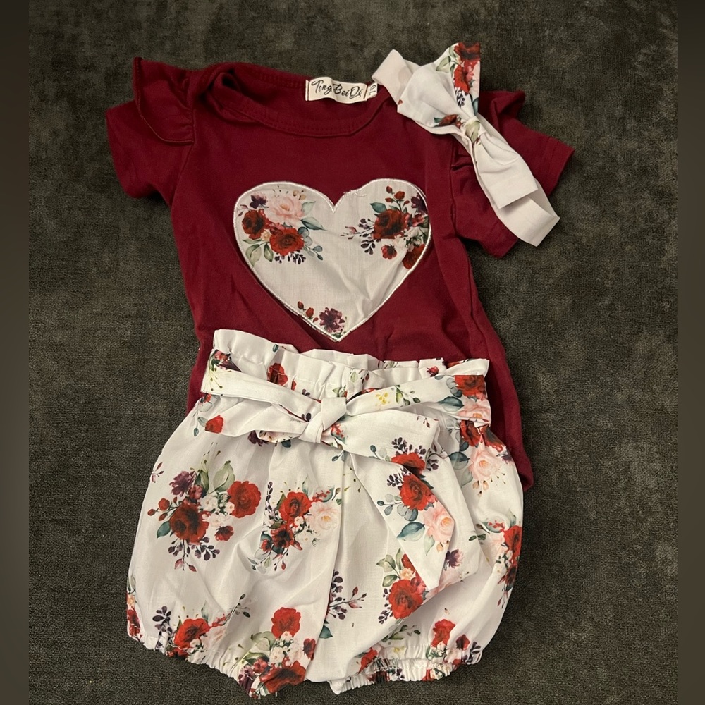 Baby girl matching set 3-6 mo